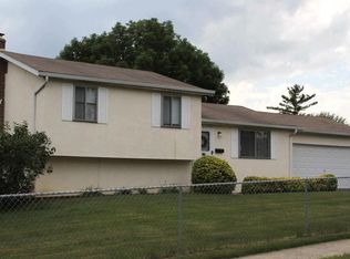 625 Oak Hollow Ct, Columbus, OH 43228