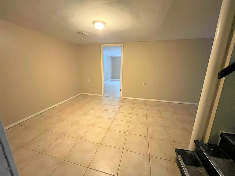 717 Williams Cir — Photo 20