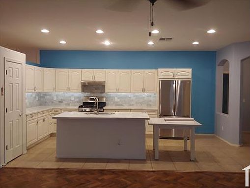 2nd image of 3014 N Regal Ct
