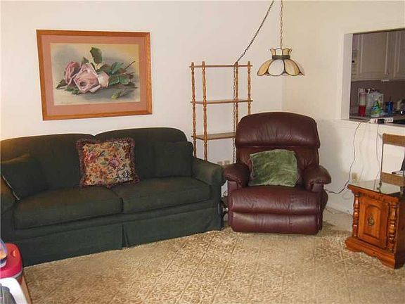 4th image of 2728 Whitney Pl APT 120