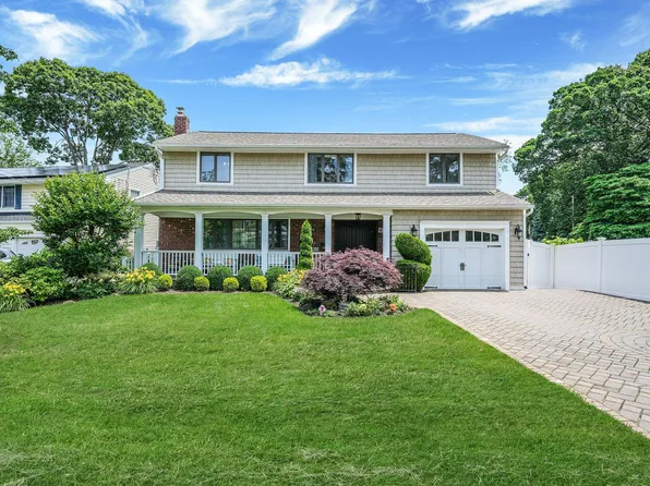 1399 Rhode Avenue, Merrick, NY 11566