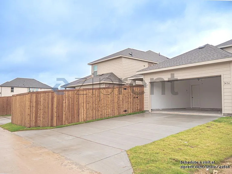 1436 Lady Bird Rd — Photo 33
