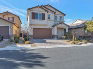 6233 Andover Wood Rd, Spring valley, NV 89113