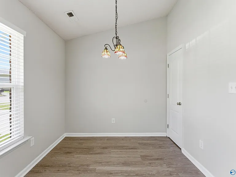 226 Shadow Ct SW — Photo 10