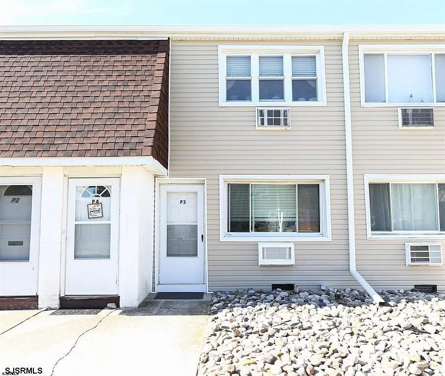 1 bed, 1.0 bath, $1,775 — Photo 1