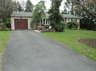 3743 Highland Rd N, Whitehall Township, PA 18078