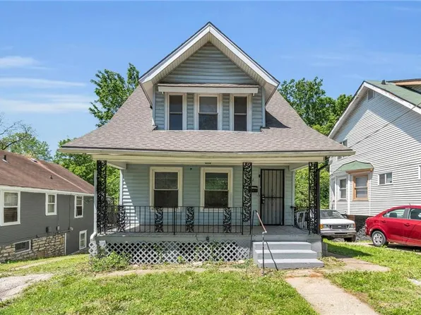 2722 Brighton Ave, Kansas City, MO 64128