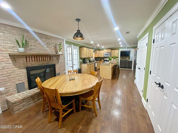 5th image of 2912 Wildwood Cir