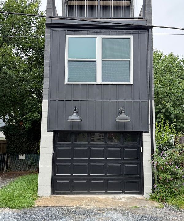 1st image of 431 N Cherry St