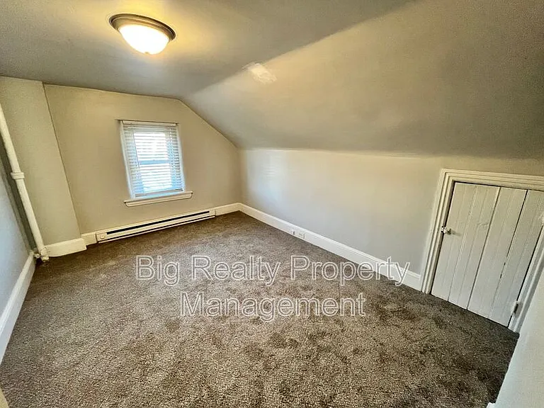 235 E Main St #2F — Photo 7