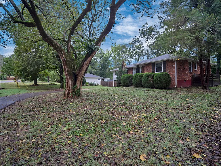 1008 Milesdale Dr — Photo 21