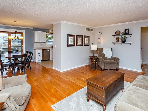 5th image of 1418 Arthur Dr