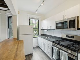 710 Maryland Ave NE, Washington, DC