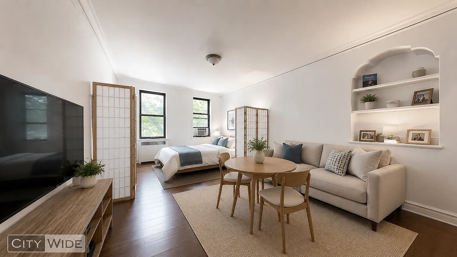 315 W 21st St — Photo 1