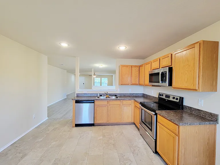 10032 Daly Dr — Photo 9
