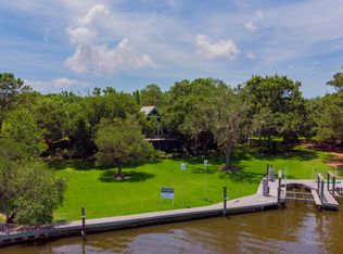 302 Lasalle Ct, Ocean Springs, MS 39564
