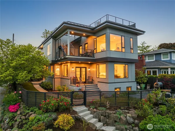 3303 37th Avenue W, Seattle, WA 98199