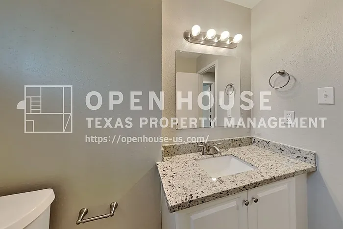 3419 Shadowcrest Ln — Photo 17