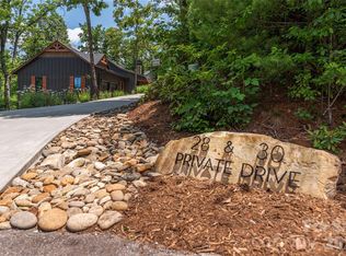 28 & 30 Garren View Dr, Fairview, NC 28730