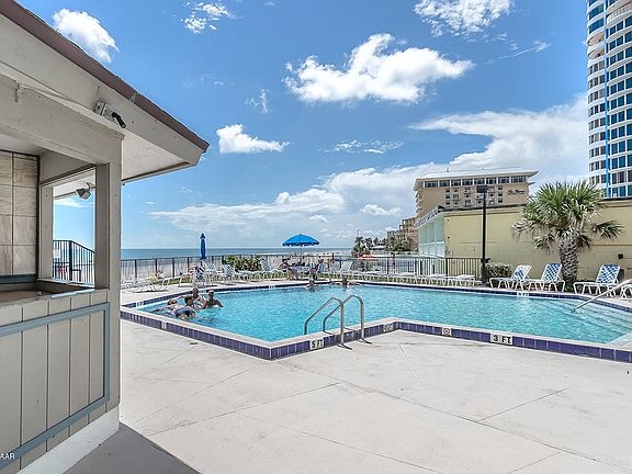 4th image of 2615 S Atlantic Ave APT 4D