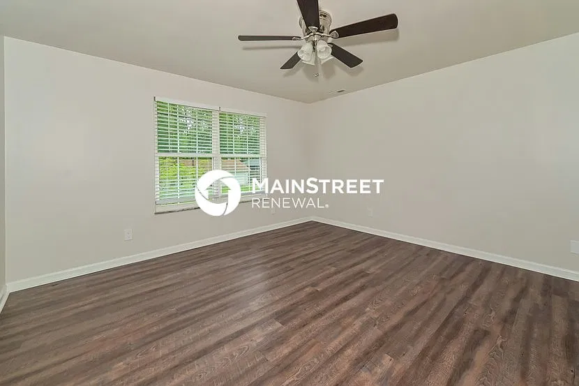 6509 Ellesmere Dr — Photo 2