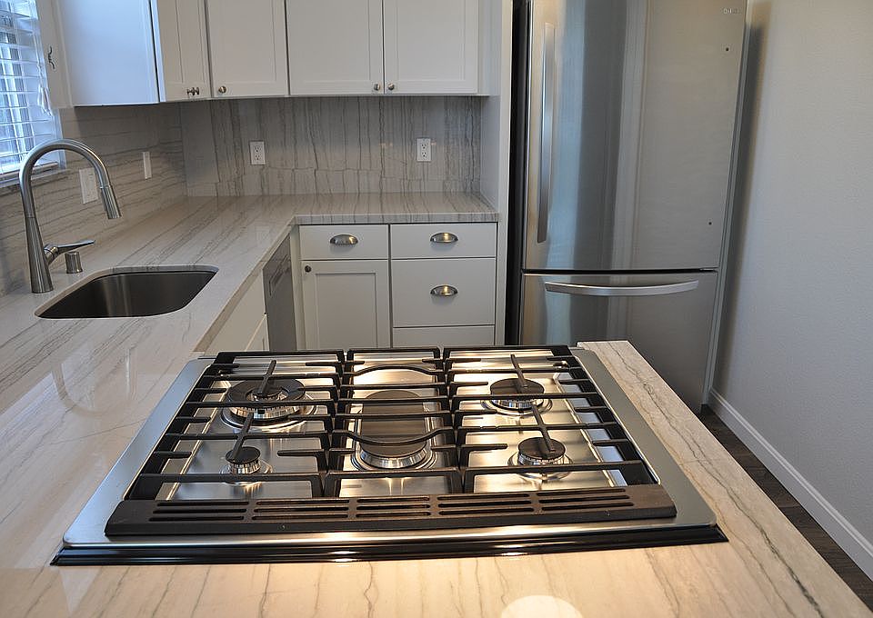 30" Samsung Stove, Unit A