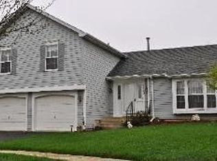 1180 Lewis Rd, Geneva, IL 60134