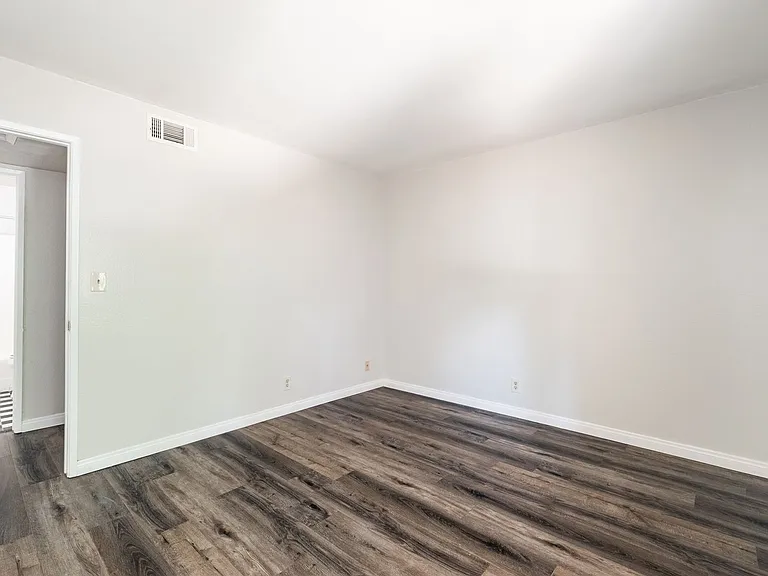 2300 S Hacienda Blvd #G4 — Photo 10