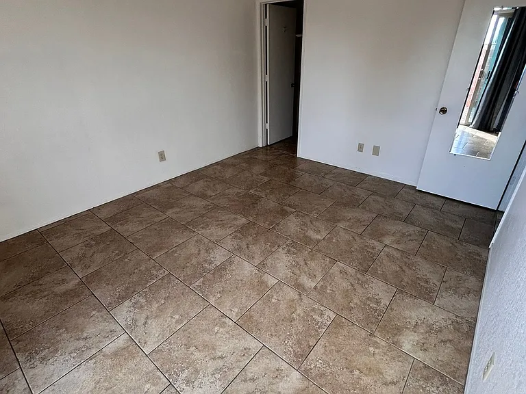 1132 Paseo Juanita #D — Photo 11