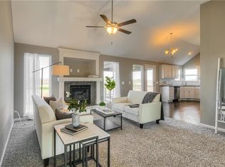 4903 NE 102nd St, Kansas City, MO 64156