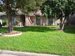4506 Fallen Oaks Dr, Houston, TX 77091