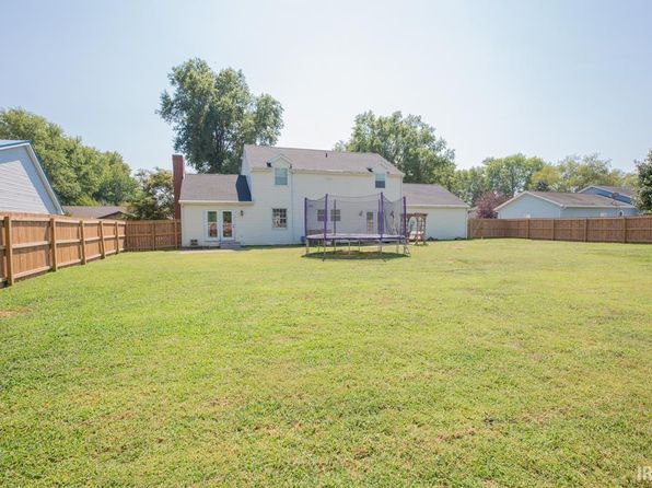 10000 Kimberly Ln, Newburgh, IN 47630