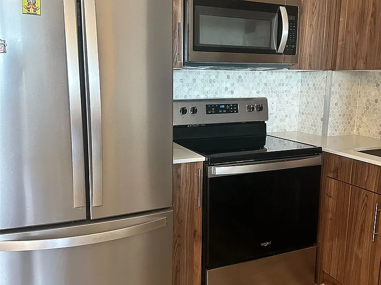 128 King St N #1403 — Photo 3
