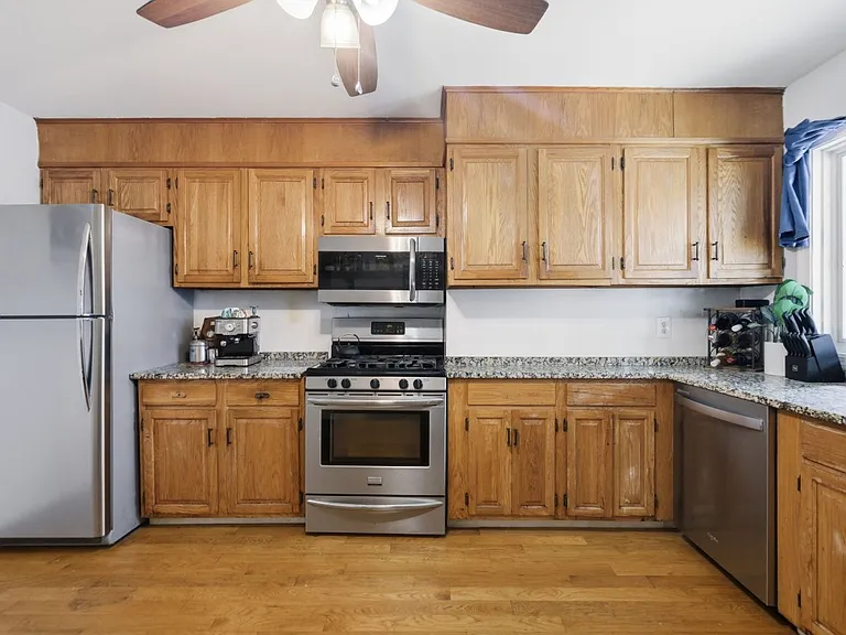155 N St #1 — Photo 6