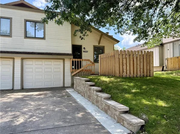 9037 E 85th Ter, Raytown, MO 64138