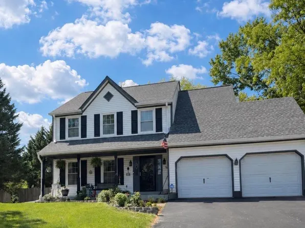 5835 Stone Ridge Dr, Centreville, VA 20120