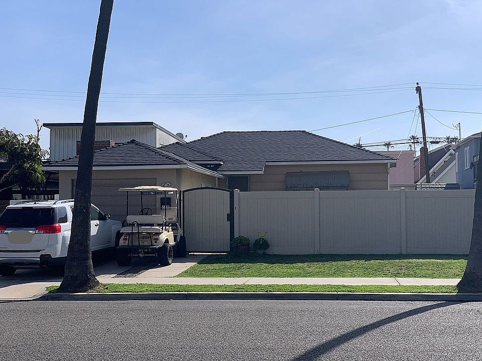 1st image of 138 6th St