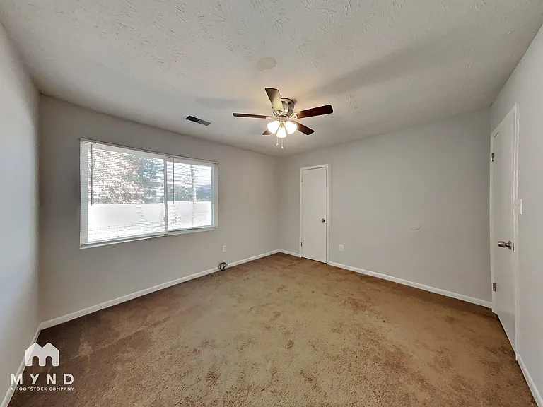 1345 Womack Ave #A — Photo 9