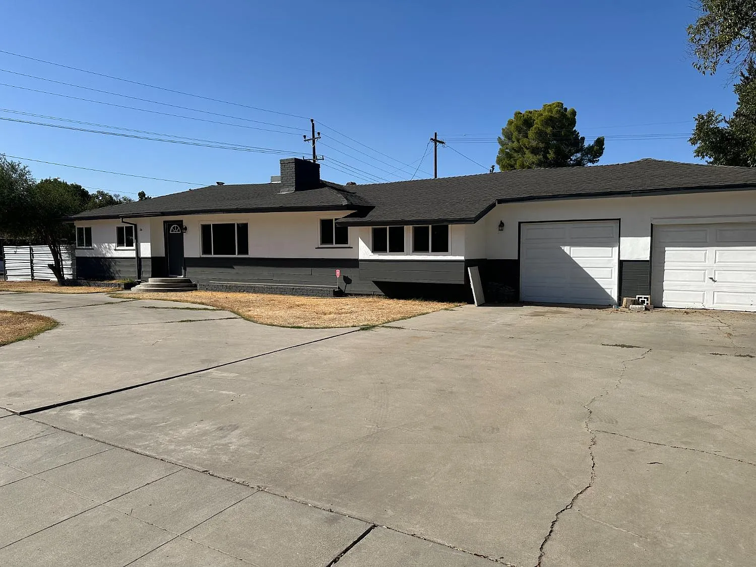 1244 W Santa Ana Ave photo 1