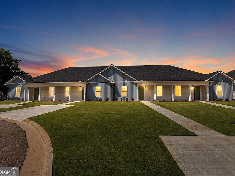 1st image of 315 Airman Blvd