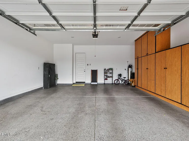 203 E Birchwood Pl — Photo 40