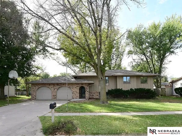 361 Shannon Rd, Seward, NE 68434