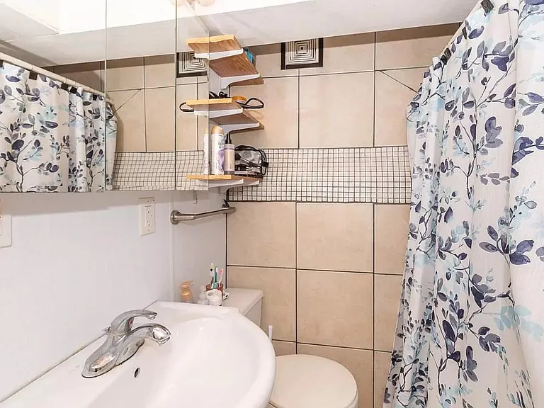 2303 Olive St #1 — Photo 6