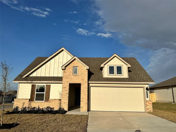 1724 San Jacinto Dr, Brenham, TX 77833