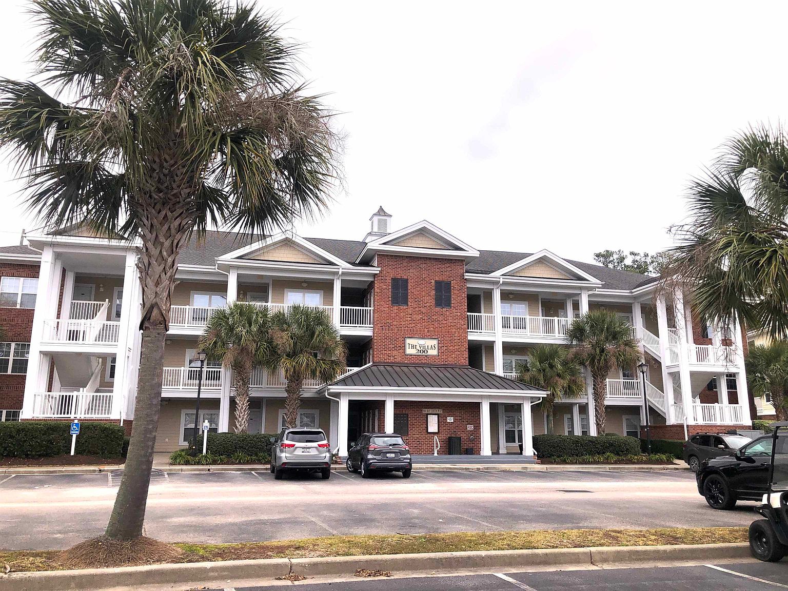 1004 Ray Costin Way #202