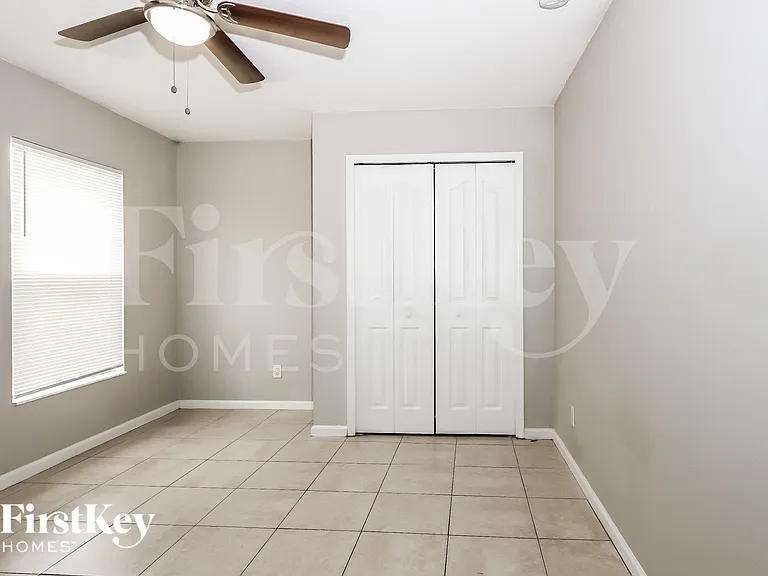 662 SW Sandbar Ter — Photo 11