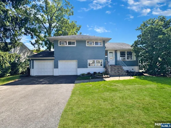168 Graham Terrace, Saddle Brook, NJ 07663