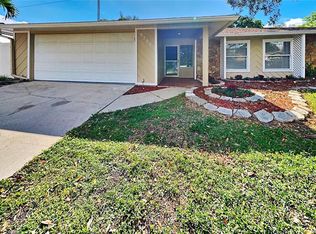 9738 Pine Lake Trl, Saint Petersburg, FL 33708 | Zillow