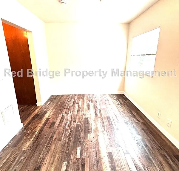 1607 SW Montgomery St #6 — Photo 5