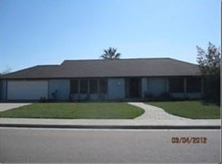 383 E Burlwood Ln, Lemoore, CA 93245
